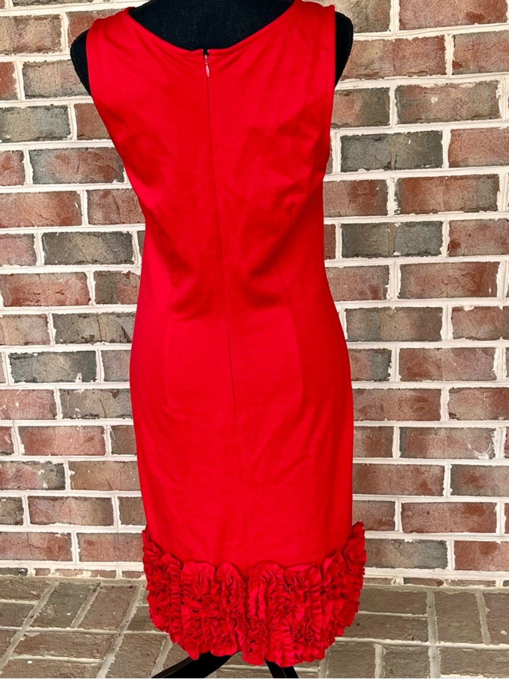 Taylor Dress Red Sleeveless Ruffle Bottom Ponte Sheath Dress Size 6 NWT Red LRD
